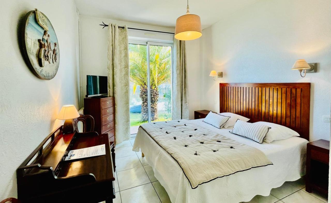 Hotel La Caravelle Logis Biscarrosse Exteriér fotografie